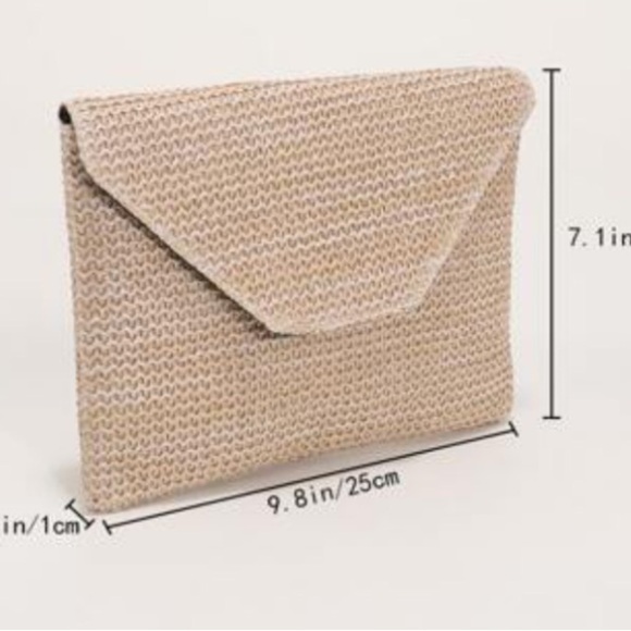 Shein clutch - Picture 2 of 3